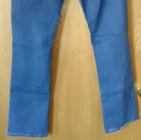 Levi's 524 Bootcut size 5M - Picture 2 of 6